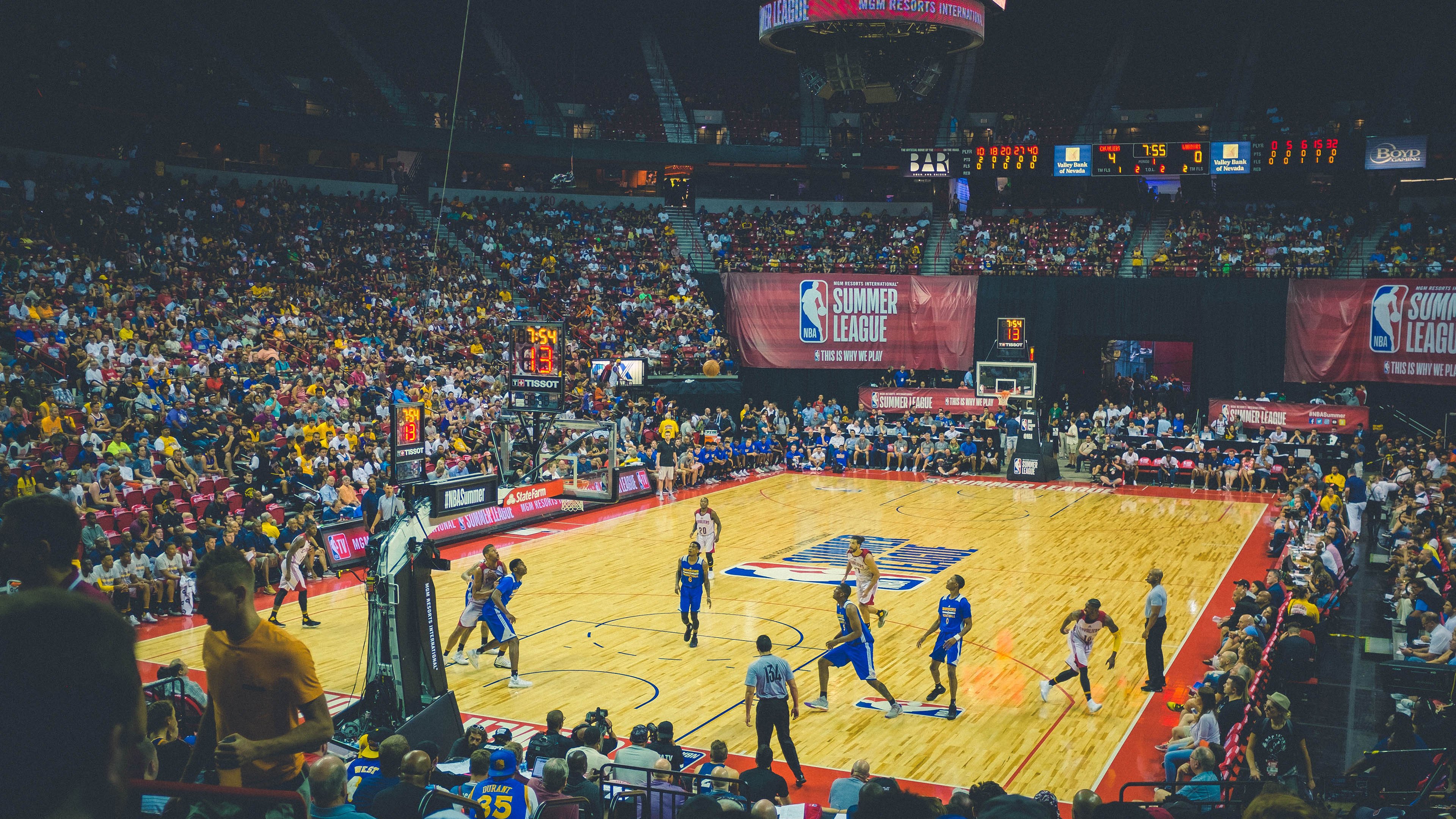 中学篮球联合赛引入升降级制度增加比赛动力，中学篮球联赛比赛规程