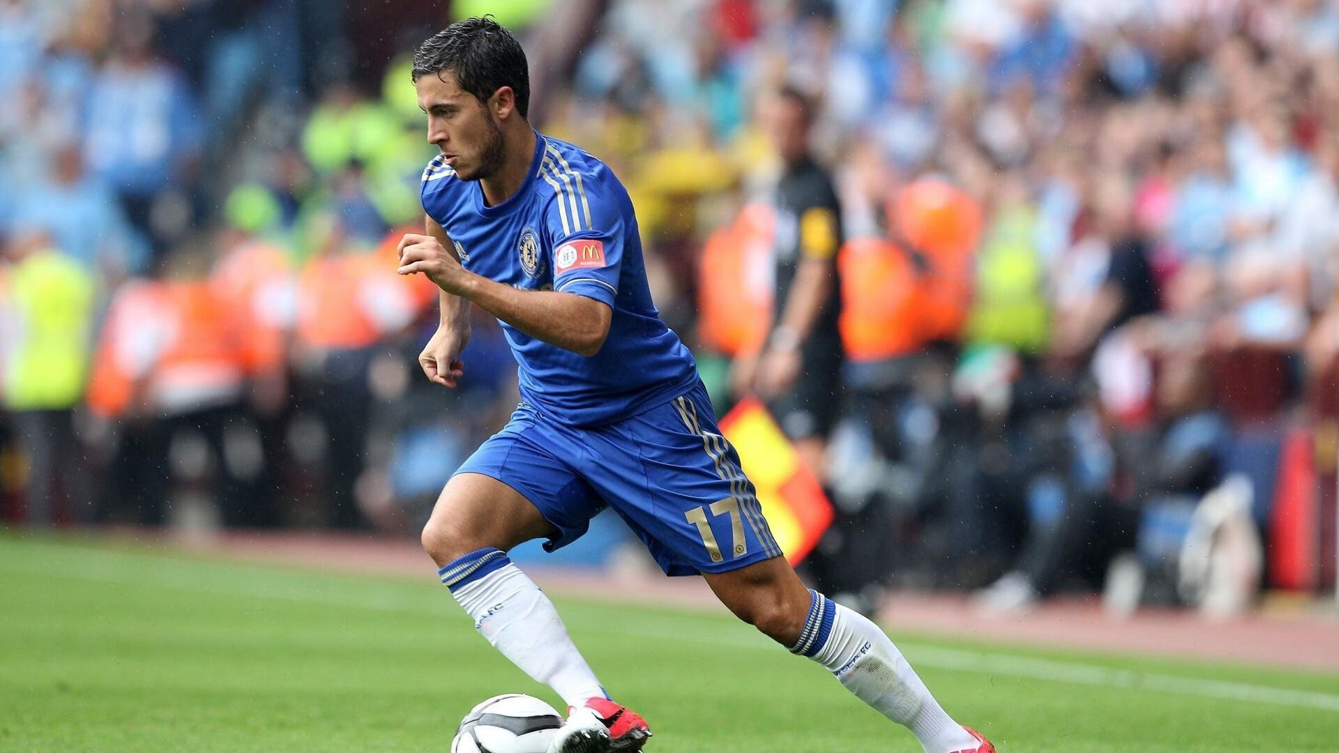 英超裁判判罚的争议不断，赛后辩论热烈，2021赛季英超裁判